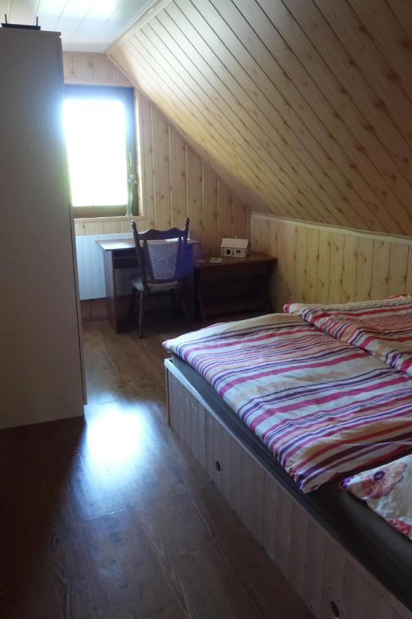 Отель Pod Lipou Dolni Brusnice Экстерьер фото